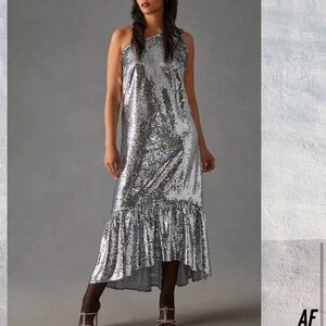 ANTHROPOLOGY /MAUVE BRAND size M/NWOT! Perfect Dress for a New Years Party!